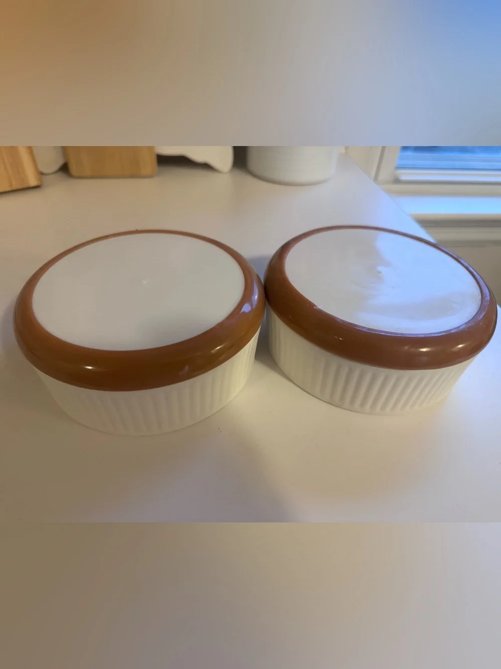 White Ceramic Dog Bowl Duo with Tan Base - Stylish Pet Feeding Set